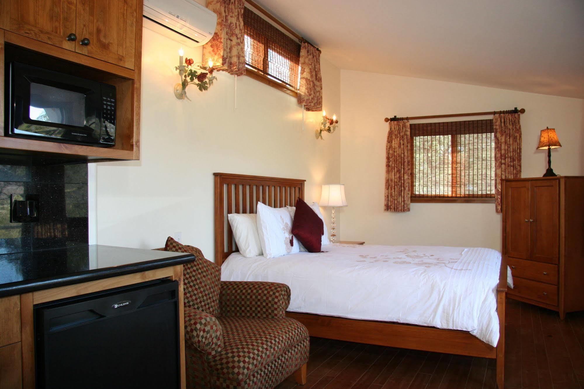Ojai Retreat & Inn Ngoại thất bức ảnh